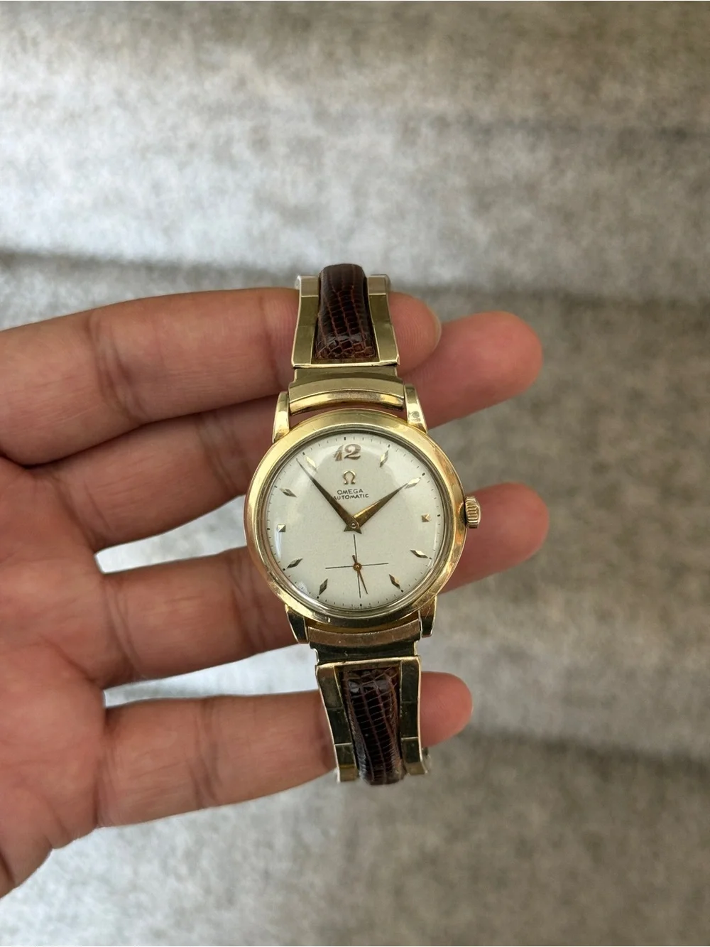 Omega vintage Automatic Bumper 14K  Yellow Gold with leather adjustable watch